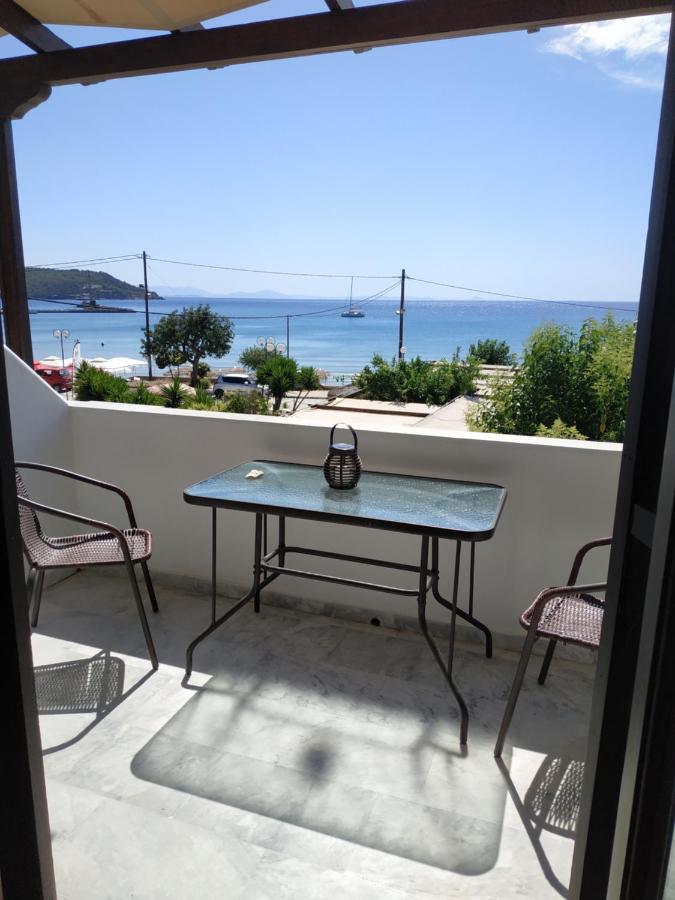 Apartment παραθαλασσιο μιχαλιας Sea View Michalias νουμερο 8 Agia Marina (Aegina)